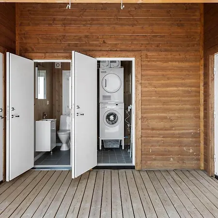 Feriehus 3 Bedroom Amazing In